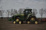 fot2 JohnDeere podsumowuje pokazy demo nowego ciagnika 8RX 150x100 John Deere podsumowuje pokazy demo nowego ciągnika 8RX