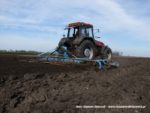 IS DSCF7047 150x113 Ursus 1734 i New Holland T5.115   wiosenne włókowanie   FOTO
