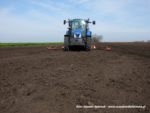 IS DSCF7054 1 150x113 Ursus 1734 i New Holland T5.115   wiosenne włókowanie   FOTO