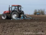 IS DSCF7094 150x113 Ursus 1734 i New Holland T5.115   wiosenne włókowanie   FOTO