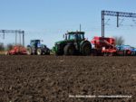 IS DSCF7989 150x113 Pasowy siew buraków   John Deere 8400R + Czajkowski ST600, New Holland T8.360 + Pöttinger Terradisc (FOTO)
