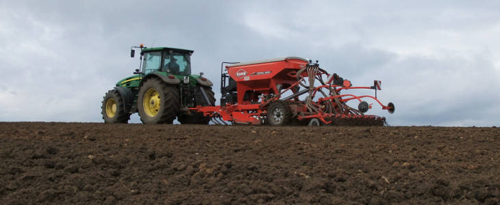 John Deere 7730 Kuhn Espro siew uproszczony 2020 film John Deere 7R 290 II Gen   nowość na kujawskich polach   VIDEO