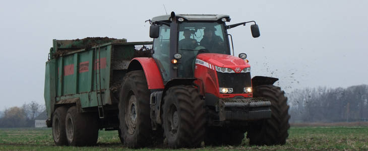 Massey Fergusson 8670 Bergmann TSW film W zimowej błotnej orce: Massey Ferguson 6495 z pługiem Overum   VIDEO