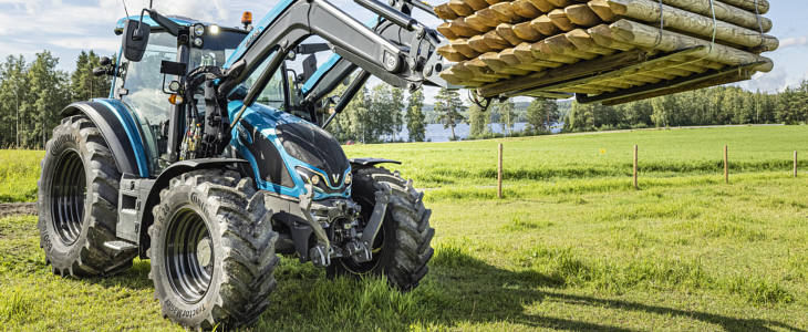 Valtra G konkurs Red Dot 2021 Väderstad wprowadza wał SoilRunner w agregatach Carrier 300 400