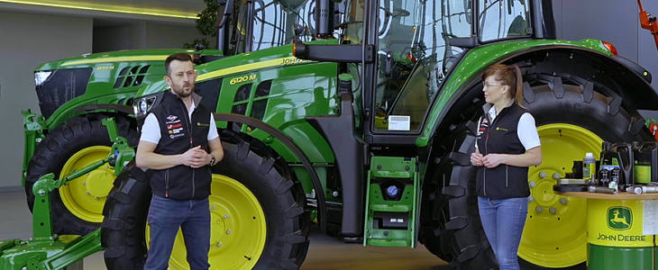 John Deere Kuhn Maszyny Rolnicze koniec wspolpracy System automatycznego żywienia krów Triomatic
