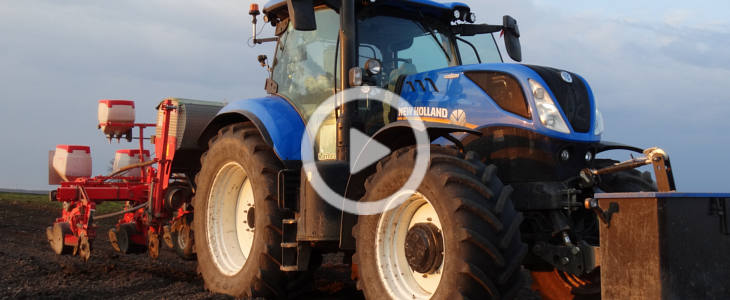 New Holland T7 210i 2021 film Nawozy 2021   New Holland TD80D + Rauch MDS 735M oraz New Holland LM 5060   VIDEO