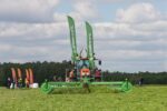 koszenie i zbiór traw UŁĘŻ 2021 234 150x100 Pokazy koszenia i zbioru traw w Ułężu   Pokaz przetrząsaczy i zgrabiarek   fotorelacja