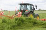 koszenie i zbiór traw UŁĘŻ 2021 249 150x100 Pokazy koszenia i zbioru traw w Ułężu – Pokaz przetrząsaczy i zgrabiarek   fotorelacja