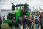 fot3 JohnDeere AgroShow 150x100 John Deere zaprezentował nowości i podsumował sezon