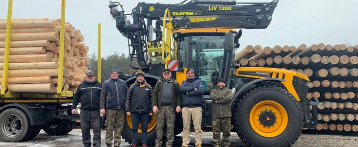 JCB Fastrac 4220 Kverneland ENDURO – kultywator do płytkiej i głębokiej uprawy