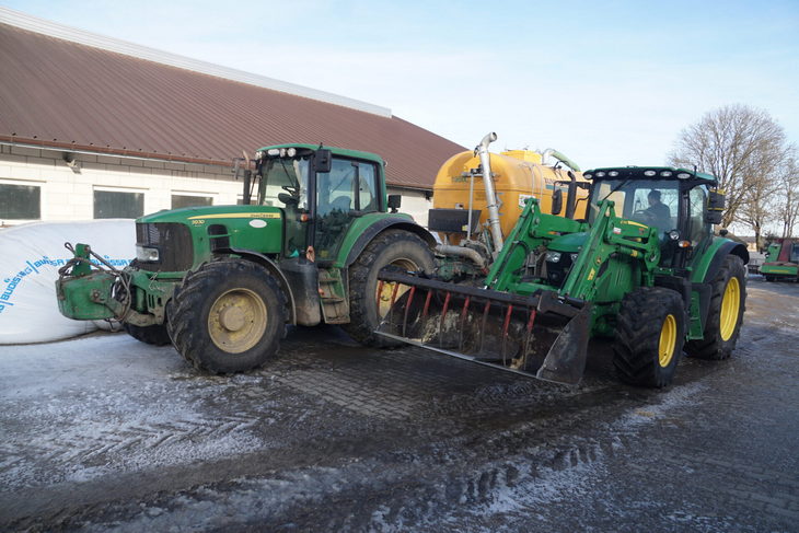 John Deere Najlepsze mleko Tylko z dobrze zarzadzanego gospodarstwa 2 Najlepsze mleko? Tylko z dobrze zarządzanego gospodarstwa