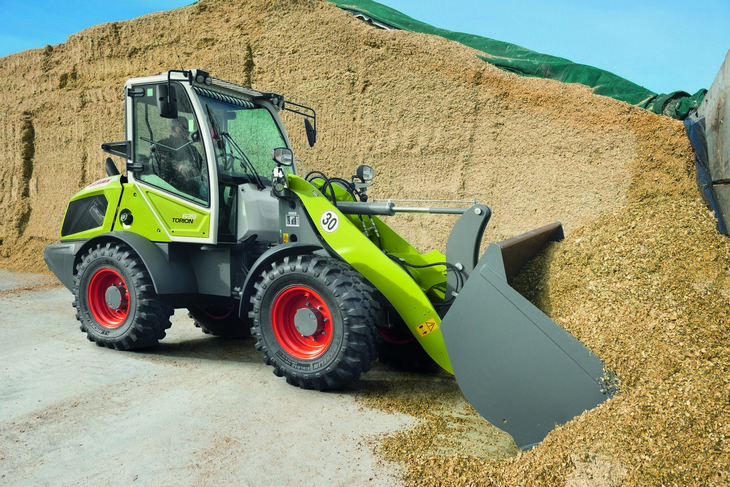 Claas Torion kompakt 1 Większa moc i nowy model wśród małych ładowarek kołowych CLAAS TORION