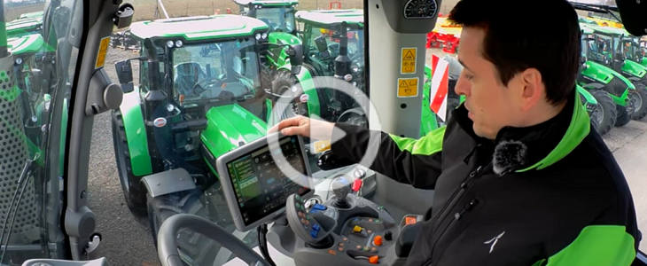 Deutz Fahr nowy soft 2022 film Deutz Fahr Agrotron L720 z prasą John Deere 864 (VIDEO)