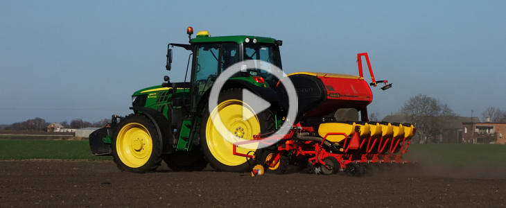 John Deere 6120M Vaderstad Tempo buraki 2022 film John Deere i Väderstad rozpoczynają współpracę w Rosji i na Ukrainie