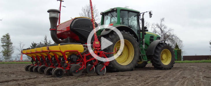 John Deere 7530 Vaderstad Tempo kukurydza 2022 film POMOT   Transportery gnojowicy jako przyczepy samochodów ciężarowych