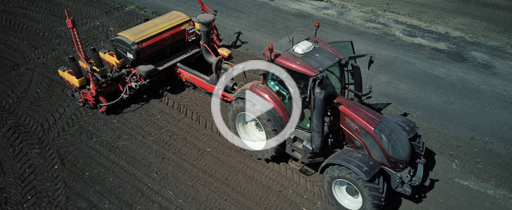 Valtra T Vaderstad Tempo kukurydza 2022 film Siew kukurydzy 2022: John Deere 7530 + Vaderstad Tempo T6   VIDEO