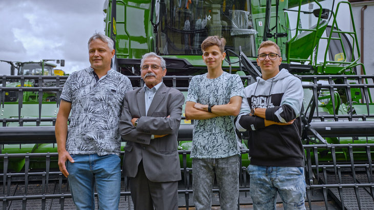 John Deere X9 nabywcy 1 Kombajn John Deere serii X9 ? inwestycja w niezależność