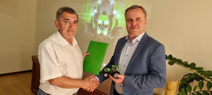 Krzysztof Laszuk Agrotechnika Robert Brzozowski CEO SDF Polska AGROTECHNIKA nowym dealerem marki DEUTZ FAHR