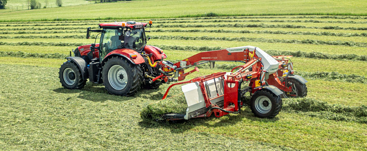 Poettinger Mergento VT9220 2022 Nadjeżdża Case IH Maxxum Signature Edition