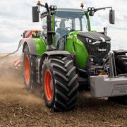 Fendt 700 Vario Gen7 180x180 McCormick X7 w wersji z krótkim rozstawem osi (SWB)
