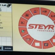 Steyr S TECH 700 pro 180x180 Łatwiejsze korzystanie z systemu AutoTracTM w mieszanych flotach