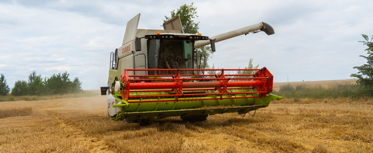 Claas Trion opinia Elastyczny, niezależny i uniwersalny – CLAAS TRION po testach w Uniejowicach