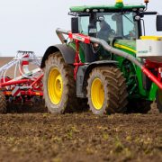 Pottinger Amico F 180x180 Sposób na ekoschematy   kultywatory PÖTTINGER TERRIA z możliwością podsiewu i nawożenia