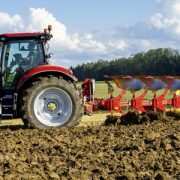 Pottinger Servo 4000 180x180 Orka po caliźnie półzawieszanym pługiem obracalnym Pöttinger SERVO T 6000