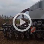 Horizon siew pszenicy no till Agrihandler 2022 film 180x180 Czy warto zainwestować w aplikator doglebowy? Oblicz oszczędności w specjalnym kalkulatorze