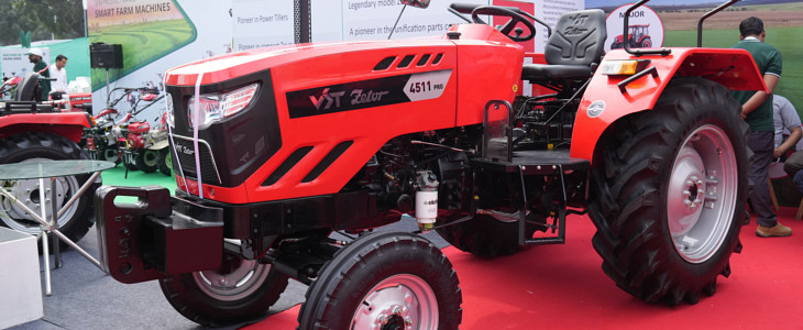 VST Zetor Zetor 10540 w zimowej orce   VIDEO