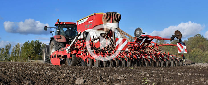 Case Pottinger Terrasem C4 2022 film Siew trawy w kukurydzę   pielnik + siewnik APV, New Holland TD5050   VIDEO