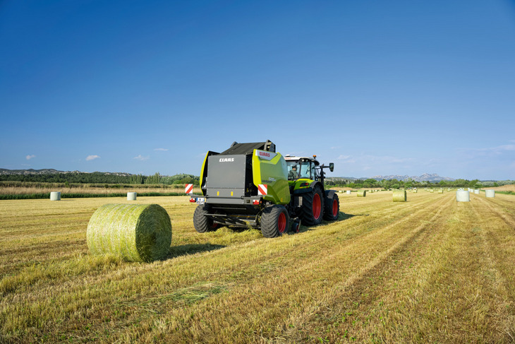 Claas oszczednosc paliwa prasa Sposoby na oszczędność paliwa podczas pracy kosiarką oraz prasą zwijającą CLAAS