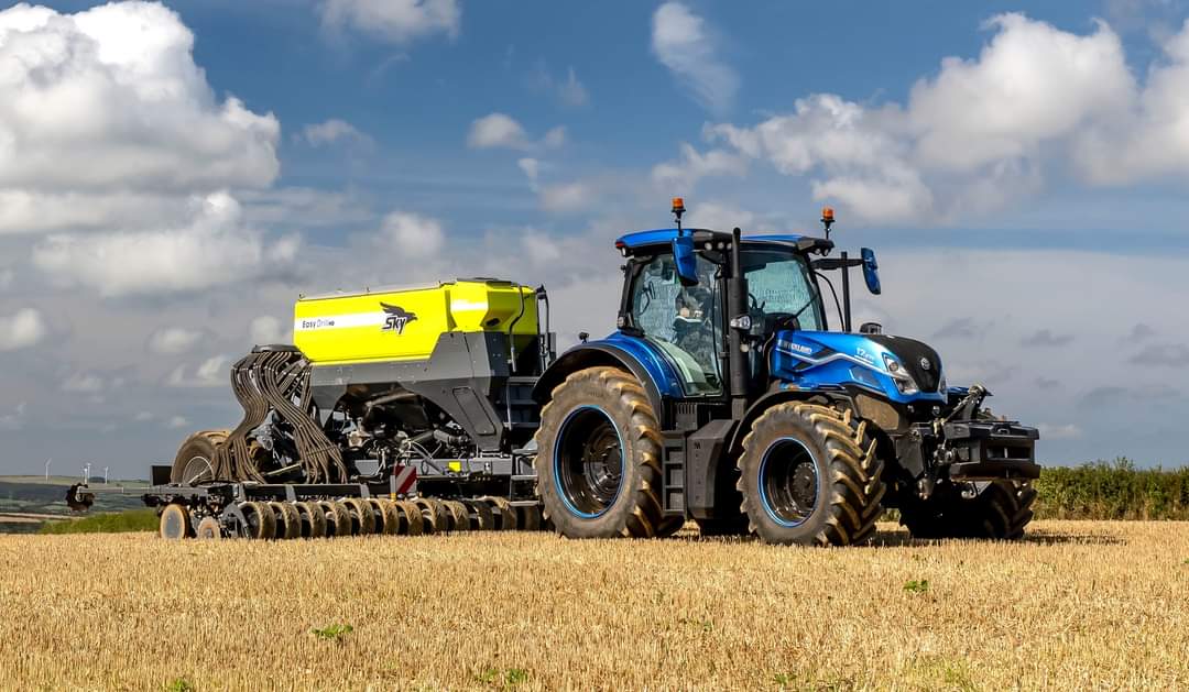 FB IMG 1670777424698 New Holland przedstawia nowy prototypowy ciągnik T7.270 Methane Power LNG