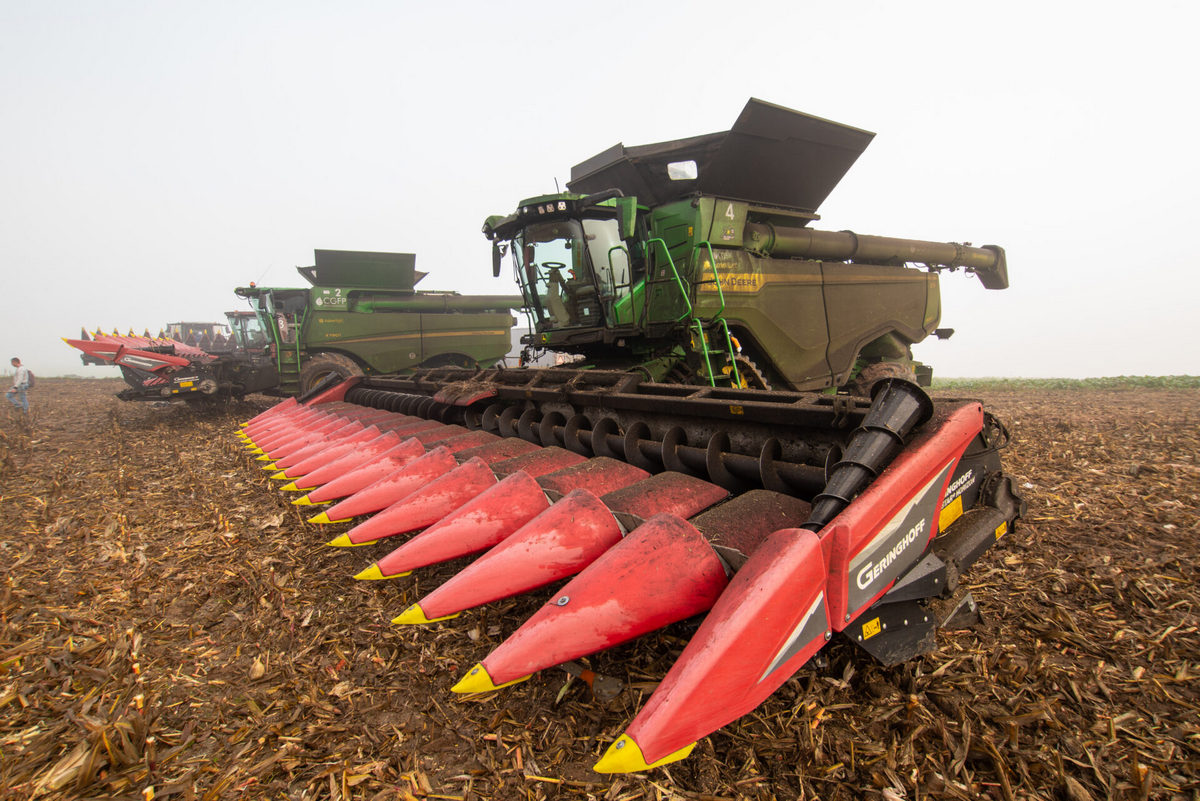John Deere X9 Krol wydajnosci w kukurydzy 1 John Deere X9 1100   Król wydajności w kukurydzy. Jakie były efekty 