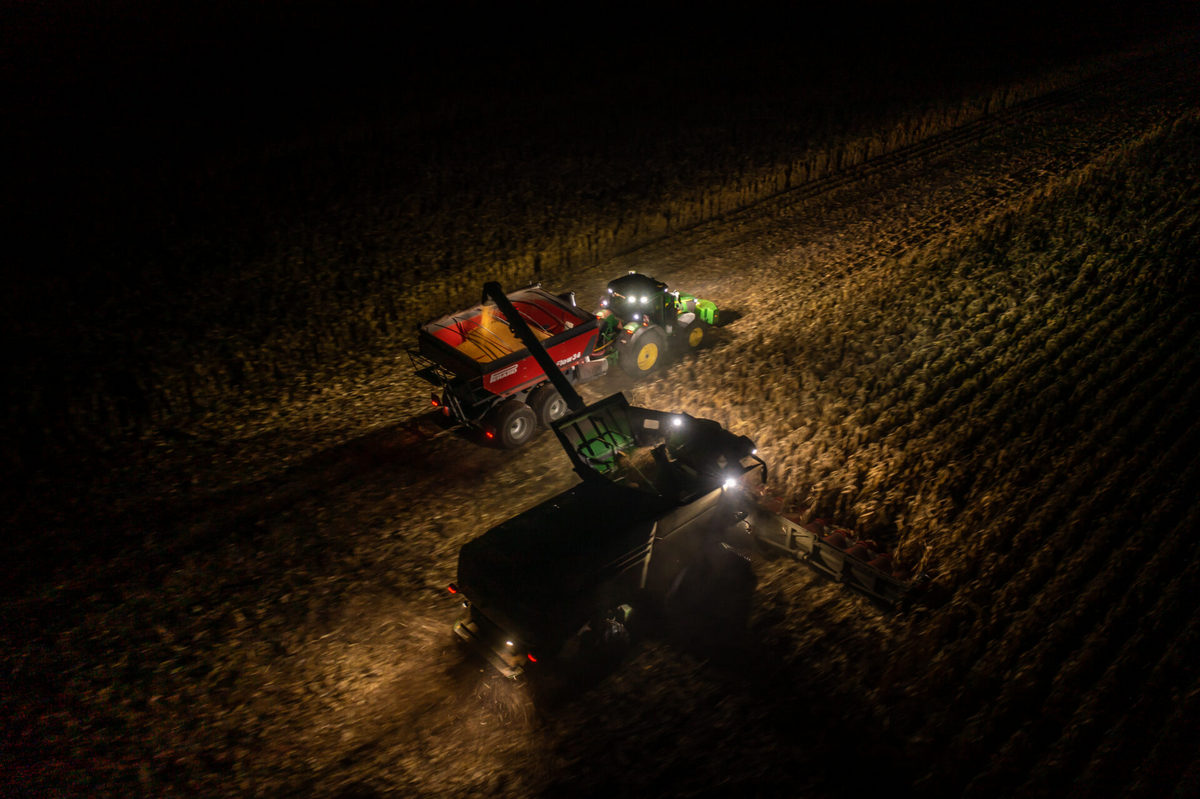 John Deere X9 Krol wydajnosci w kukurydzy 3 John Deere X9 1100   Król wydajności w kukurydzy. Jakie były efekty 