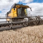 New Holland CR Revelation 180x180 Siew bezpośredni   sprawdzone rozwiązania w ciągnikach do tego zadania