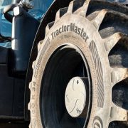 Continental VF 180x180 Firestone uruchamia nową stronę www dla opon rolniczych