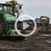 John Deere odbior burakow 2022 film 180x180 JCB wyprodukowała milionową maszynę
