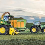 John Deere dealerzy 180x180 John Deere Expert Check   Takiego przeglądu potrzebują Twoje maszyny