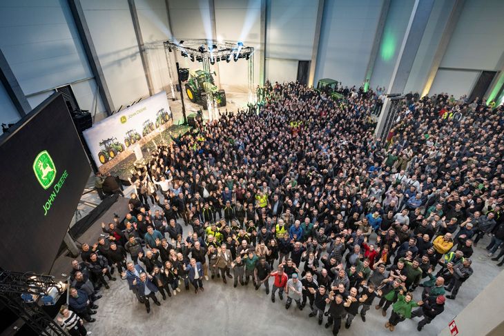 John Deere fabryka pracownicy John Deere wypuścił 2 milionowy ciągnik w Mannheim