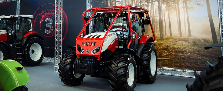 Steyr Expert wersja lesna Paszowóz Sgariboldi MAV 5211   catering w oborze   FOTO