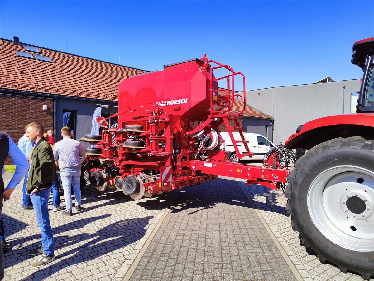 IMG20230511093257 Horsch Avatar wyposażony nowy system zbiorników Tripletank