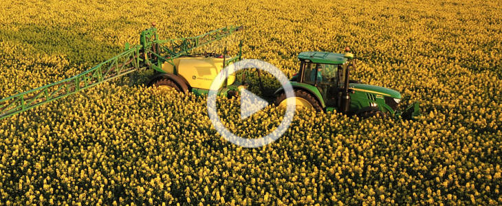 John Deere 6130Mopryskiwacz R740i 100000 ha 2023 film John Deere 6130M + John Deere R740i   precyzyjne opryski w gospodarstwie Spichlerz Jaskóły (VIDEO)