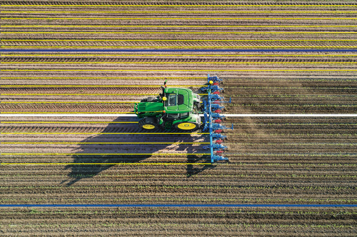 John Deere Rosnace koszty dzialalnosci Rosnące wydatki w rolnictwie – wyzwanie, któremu można sprostać dzięki nowym technologiom