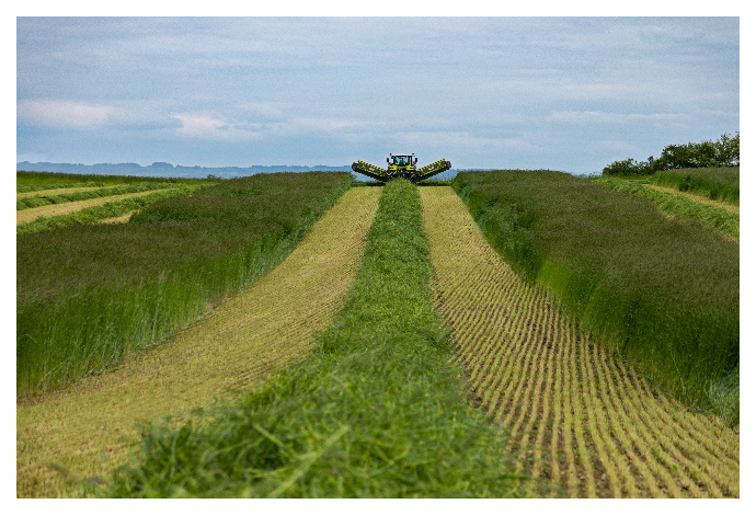 Claas Disco 9700 3 Nowe kosiarki wielkopowierzchniowe CLAAS DISCO 9700 w pięciu różnych wersjach