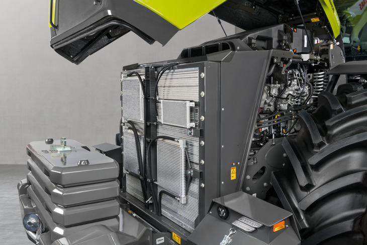 Claas Xerion 12 3 CLAAS XERION 12.590 i 12.650, TERRA TRAC i TRAC   Większe osiągi pod każdym względem
