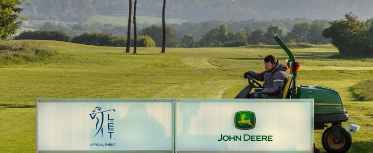 John Deere Ladies European Tou John Deere z nową linią pras stałokomorowych serii 400