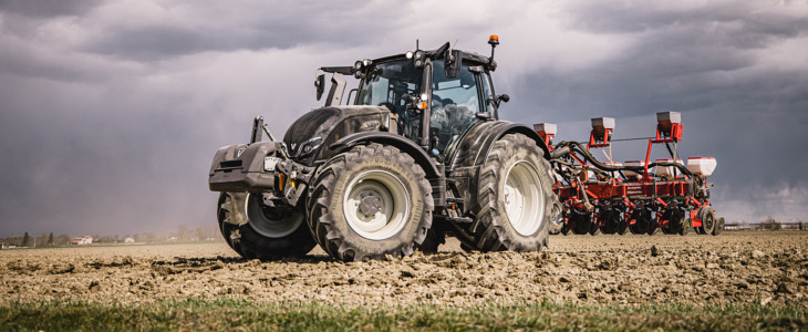 Valtra Agro Show 2023 zapowiedz AGRO SHOW 2023 – wielkie święto branży rolniczej