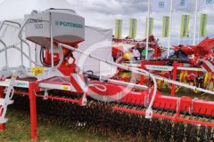 Agro Show Bednary Pottinger 2023 film 240x160 PÖTTINGER TERRIA z przednim zbiornikiem AMICO F   uprawa i podsiew nawozu w jednym przejeździe