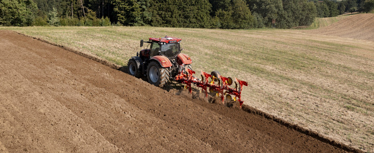 Pottinger SERVO 3000 PN 2 Pöttinger wprowadza na rynek nowe pługi SERVO 3000